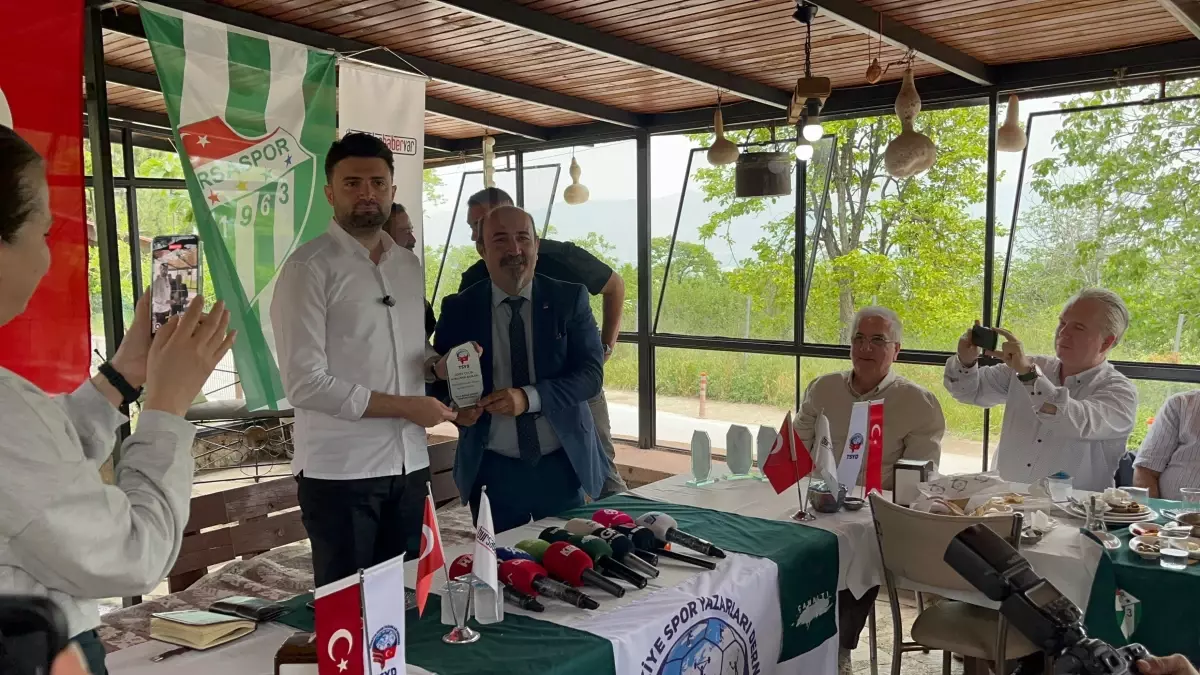 Bursaspor Başkanı Çelik: Biletler Tükenecek