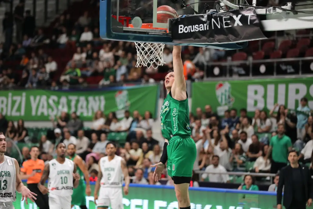 Bursaspor, Darüşşafaka’yı Yendi
