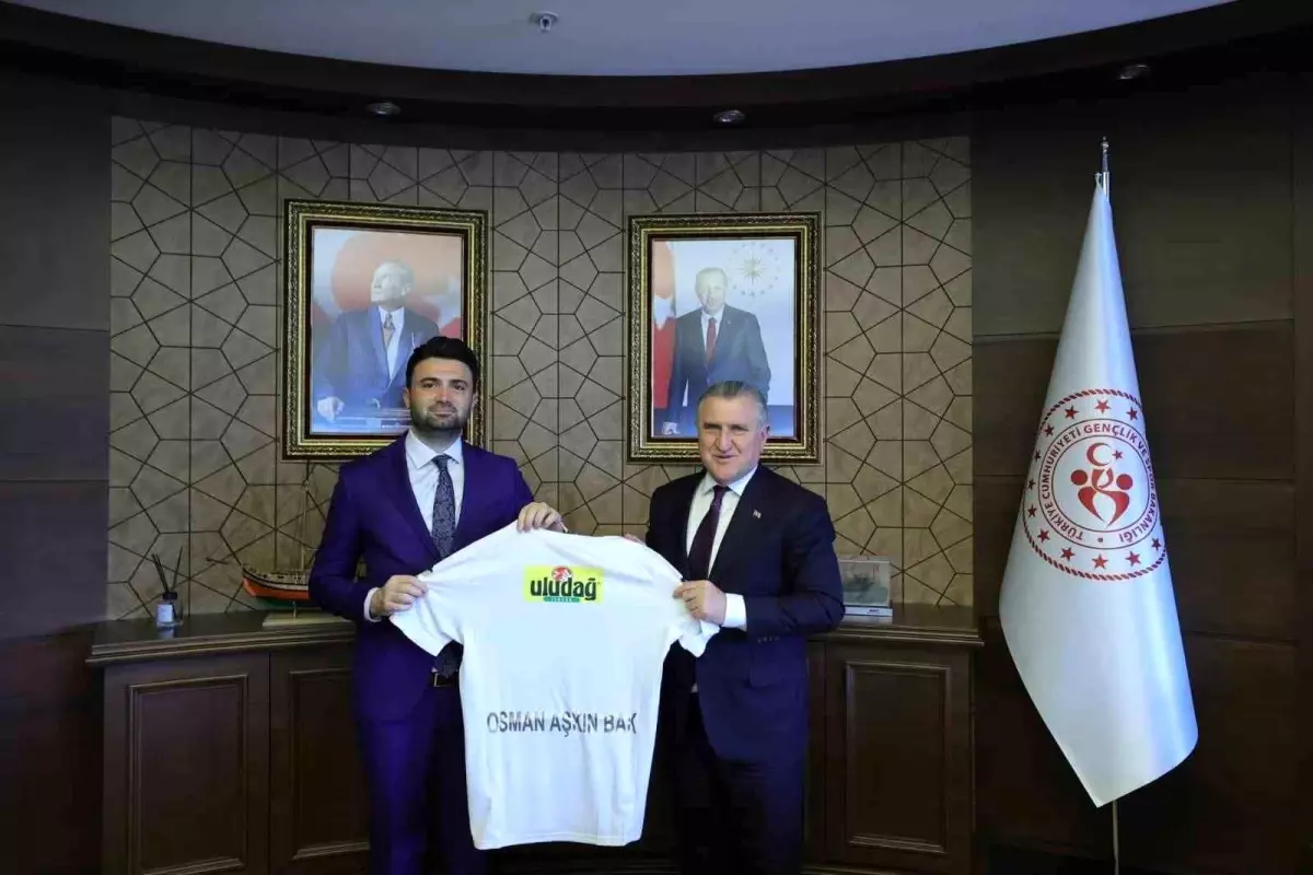 Bursaspor’dan Bakan Bak’a Teşekkür