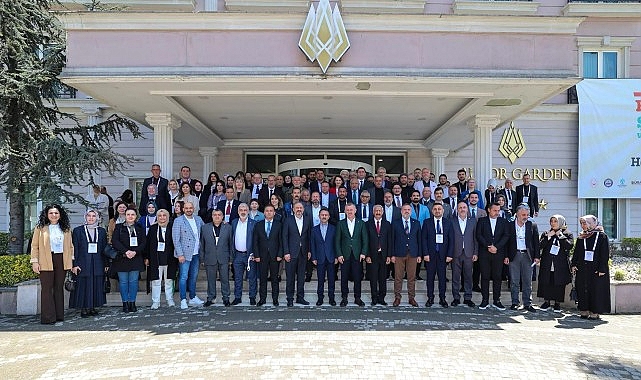 Büyükakın: Romanlar azınlık değil bu memleketin asli ögesidir