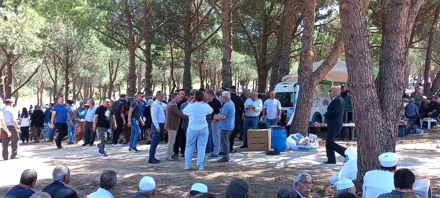 Çanakkale’nin Kızıl Köyü’nde Klasik Çiftçi Hayrı Ağır İlgi Gördü
