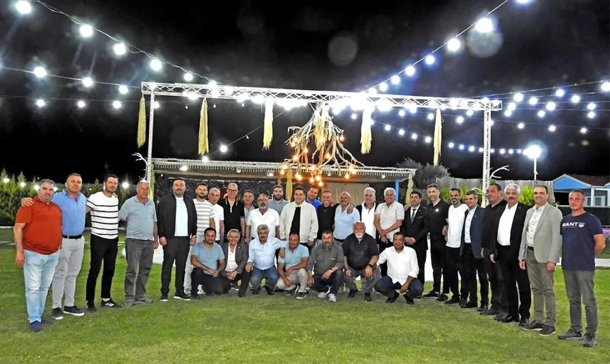Çeşme Muhtarlar Derneği Kuruluşunu Kutladı