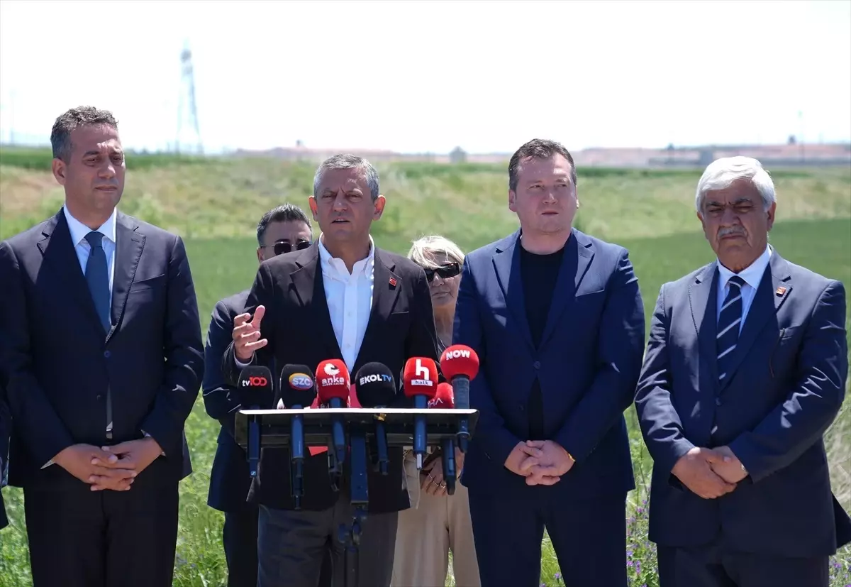 CHP Genel Başkanı Özel, Marmara Cezaevi’nde tutuklu bulunan İmamoğlu’nu ziyaret etti Açıklaması