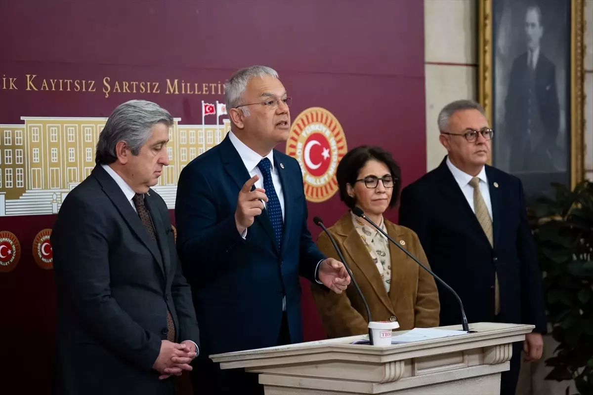 CHP’den Bakanlığa Reaksiyon: Toplumsal Cinsiyet Sözü