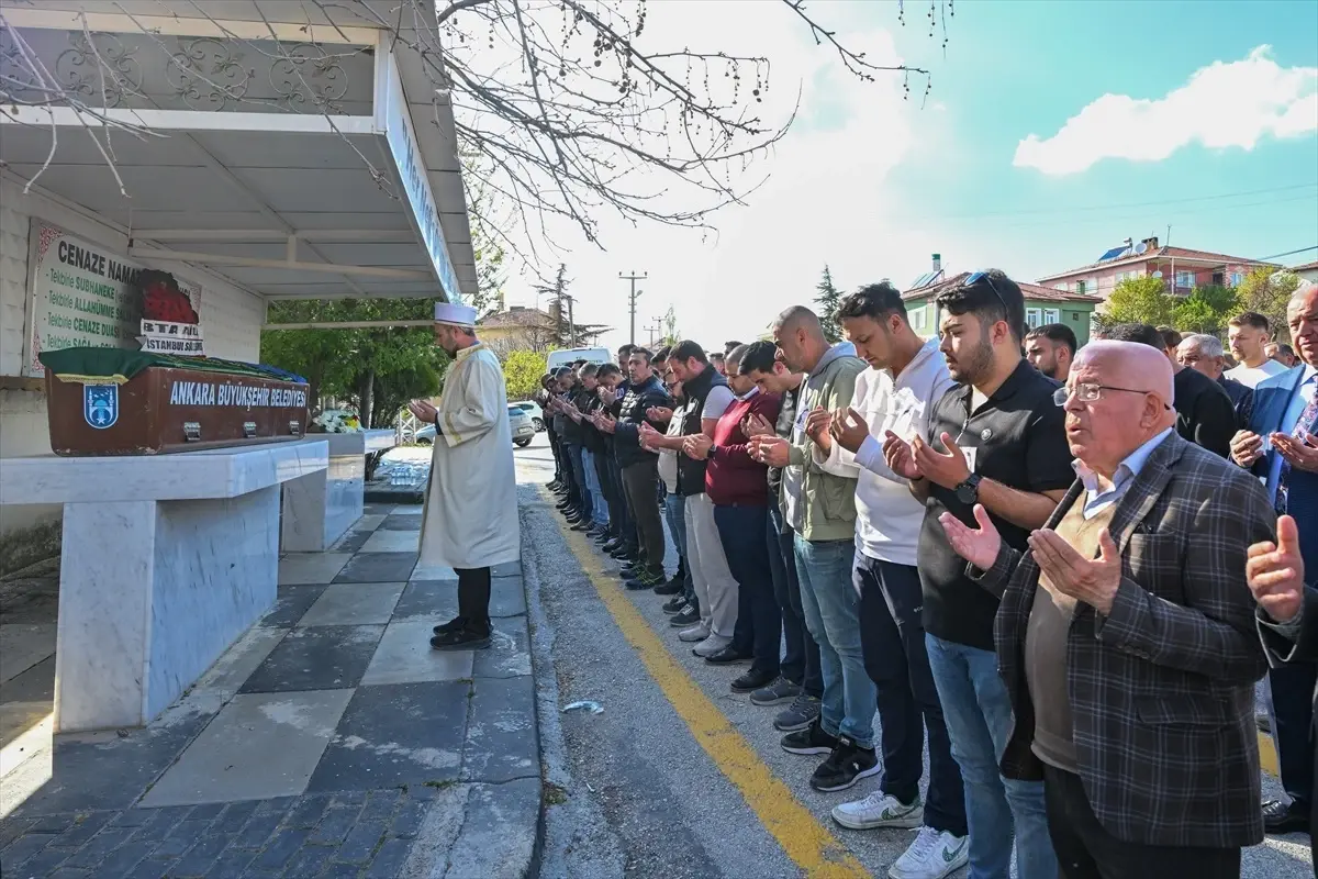 Çubuk’ta Bayan Cinayeti: Cenaze Toprağa Verildi