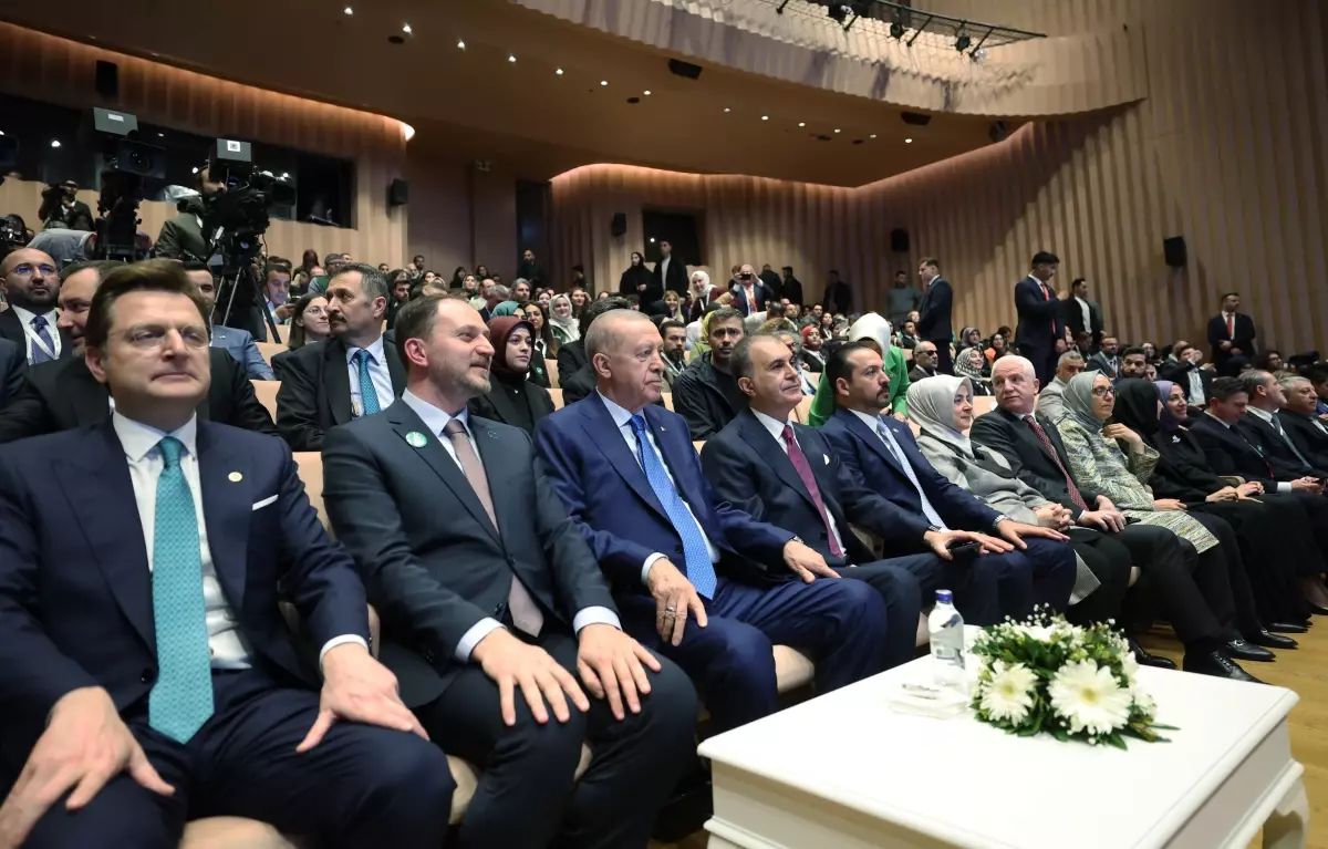 Cumhurbaşkanı Erdoğan: Bağımlılıkla çabayı daima birlikte vermeliyiz