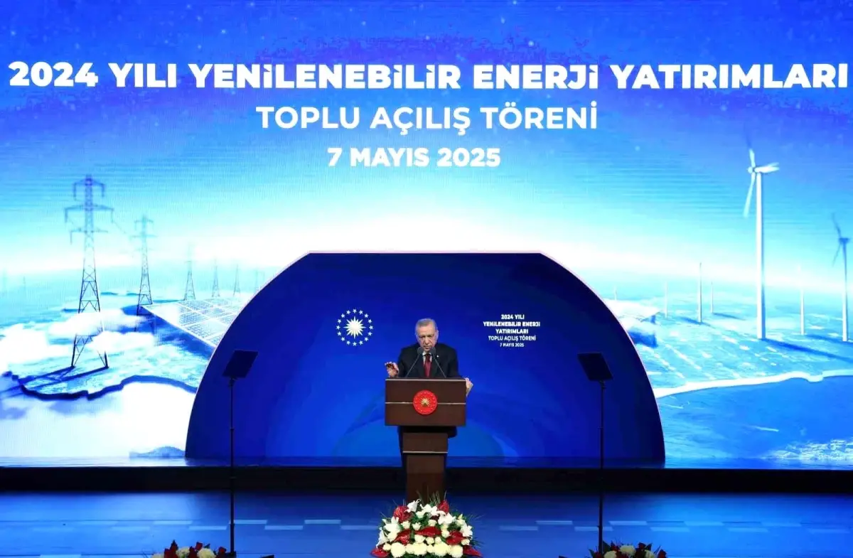 Cumhurbaşkanı Erdoğan: “Gerçekleri bal üzere bildikleri halde maalesef bunu dillendirmeye yürek edemiyorlar”