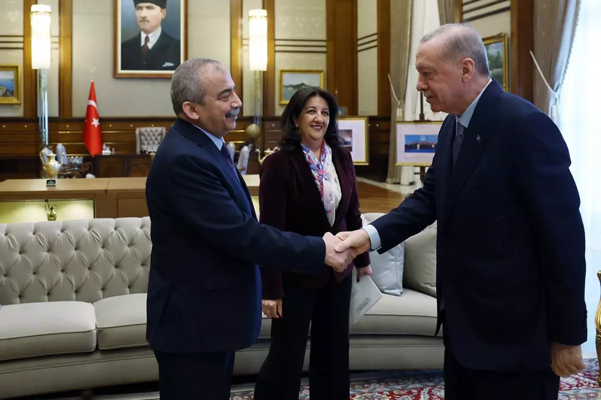 Cumhurbaşkanı Erdoğan: Sırrı Süreyya Öncü’nün büyük emek verdiği terörsüz Türkiye’ye vasıl olacağız