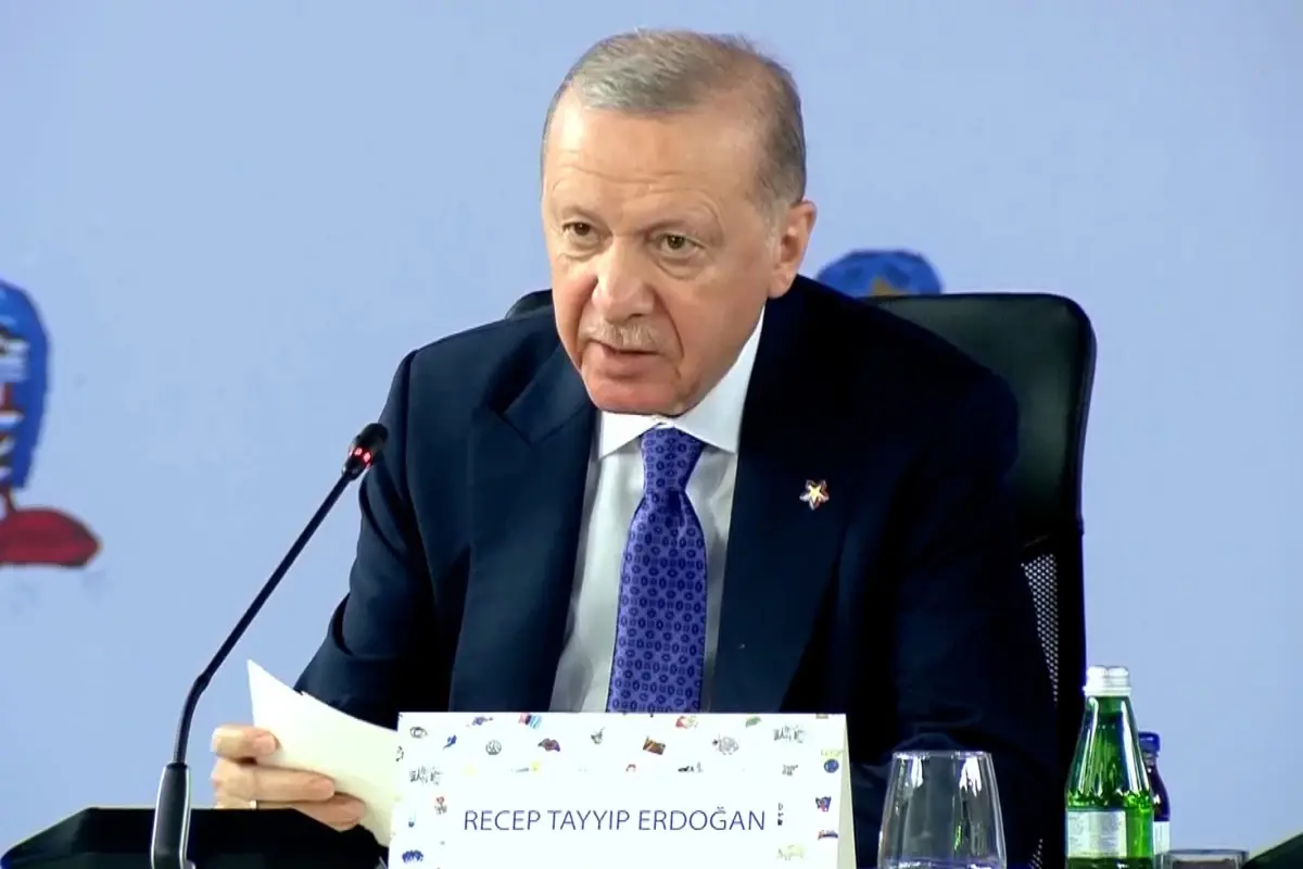 Cumhurbaşkanı Erdoğan: Vize uygulamaları kesinlikle gözden geçirilmeli