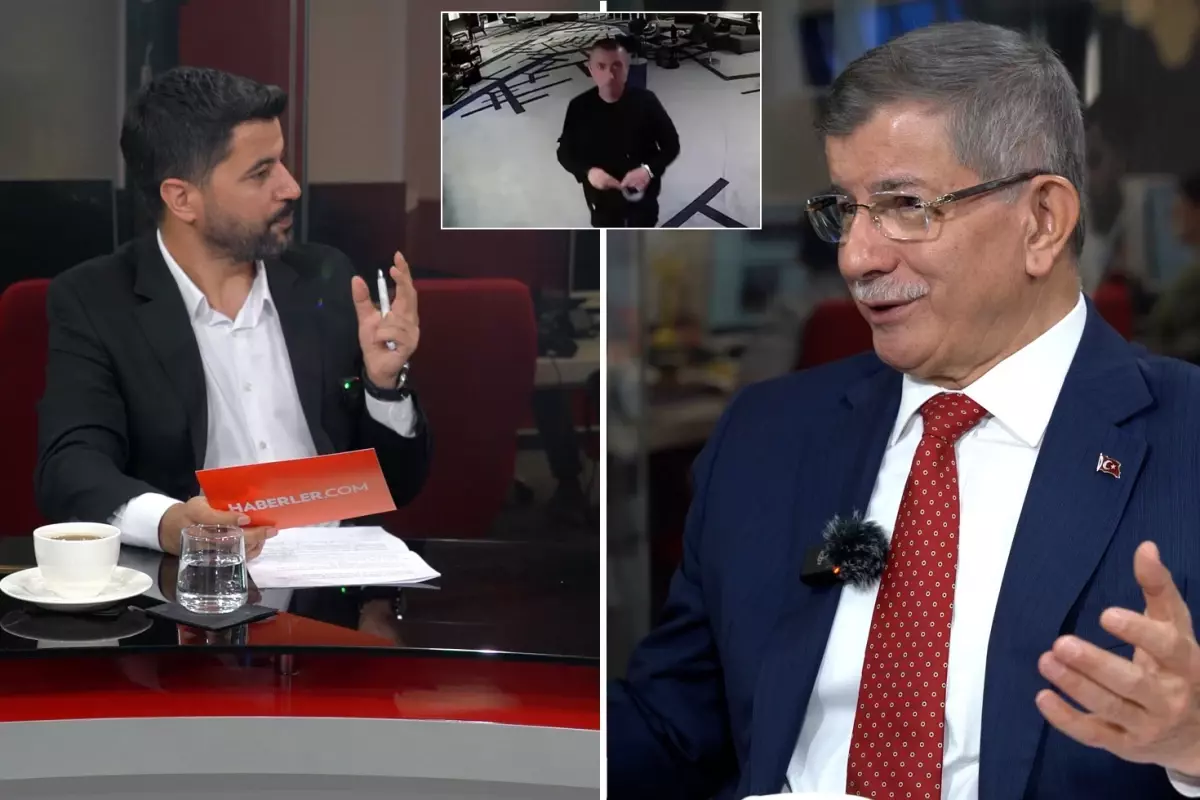 Davutoğlu’na canlı yayında açıkça sorduk: Görüşmelerinizde hiç kamera bantladınız mı?