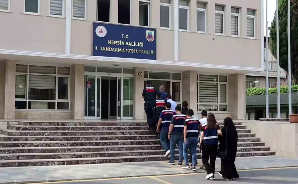 DEAŞ’a Finans Sağlayan 10 Kuşkulu Yakalandı