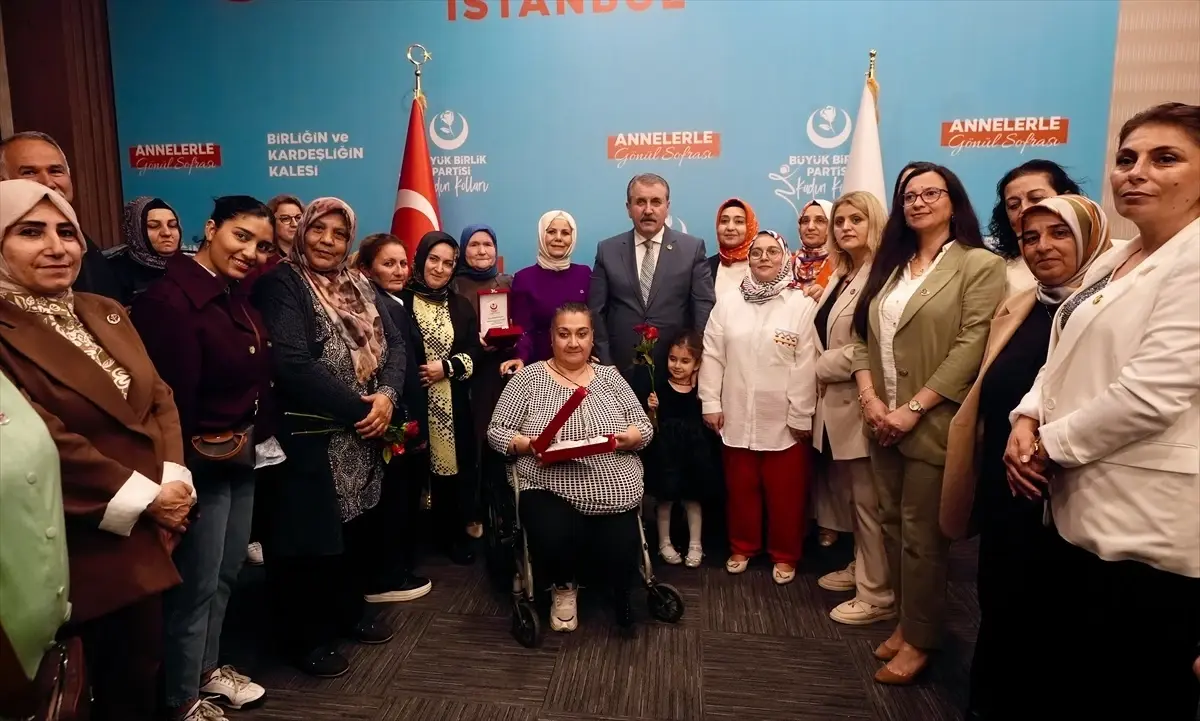 Destici’den Yangın Açıklaması