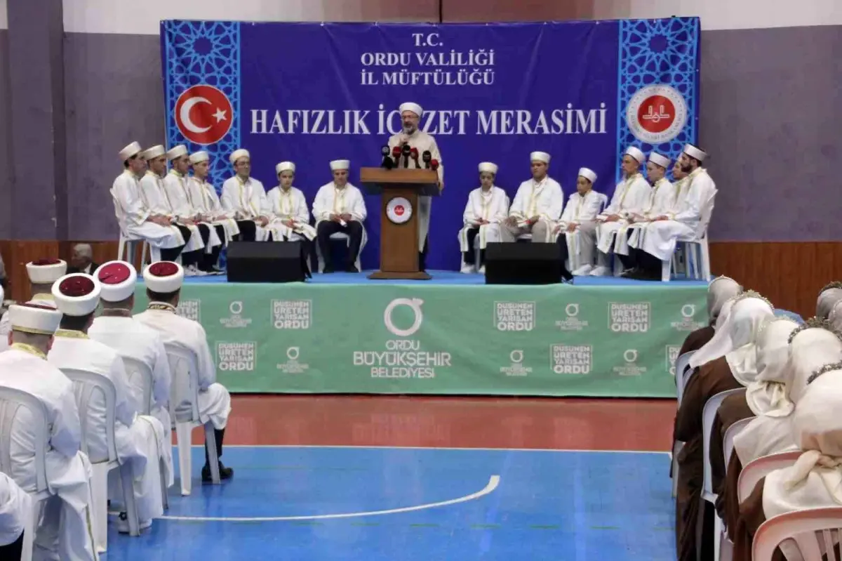 Diyanet İşleri Başkanı Erbaş: Türkiye’de Yarım Milyon Kur’an Hafızı Var
