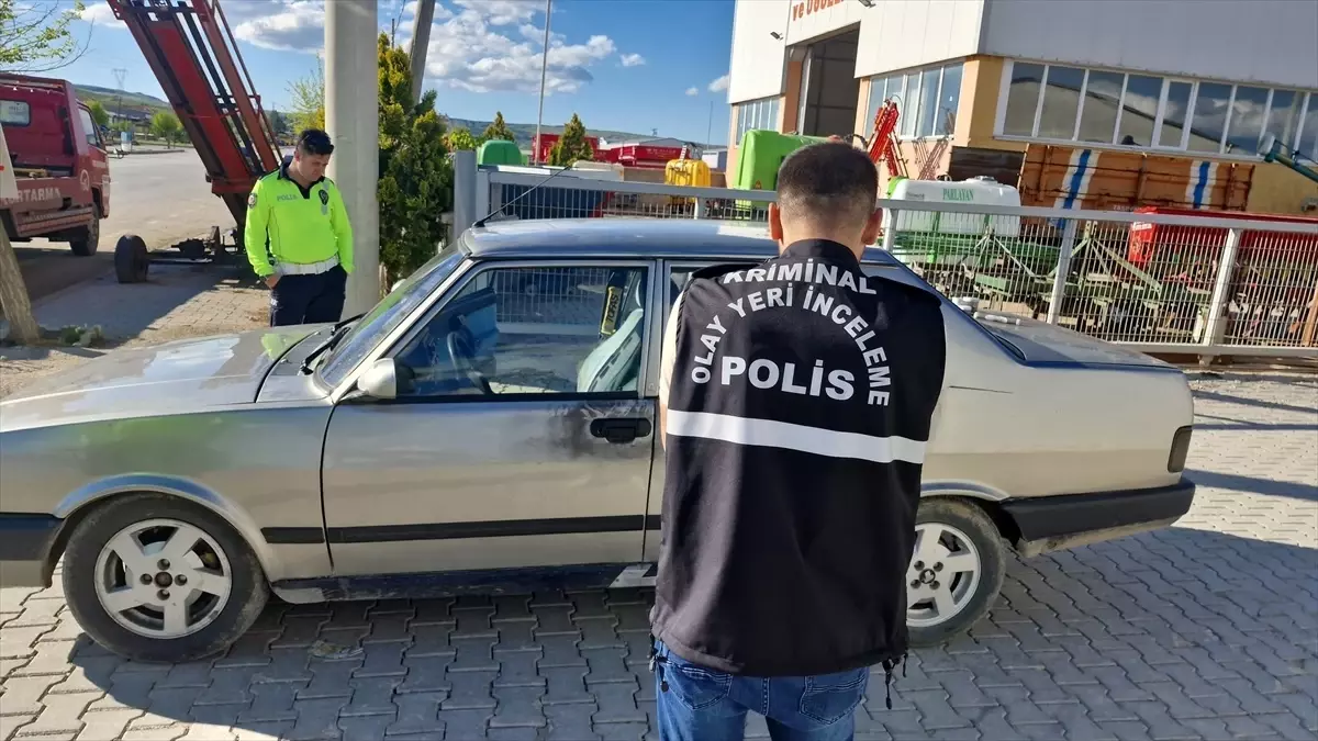 Drift Atan Çalıntı Araç Yakalandı