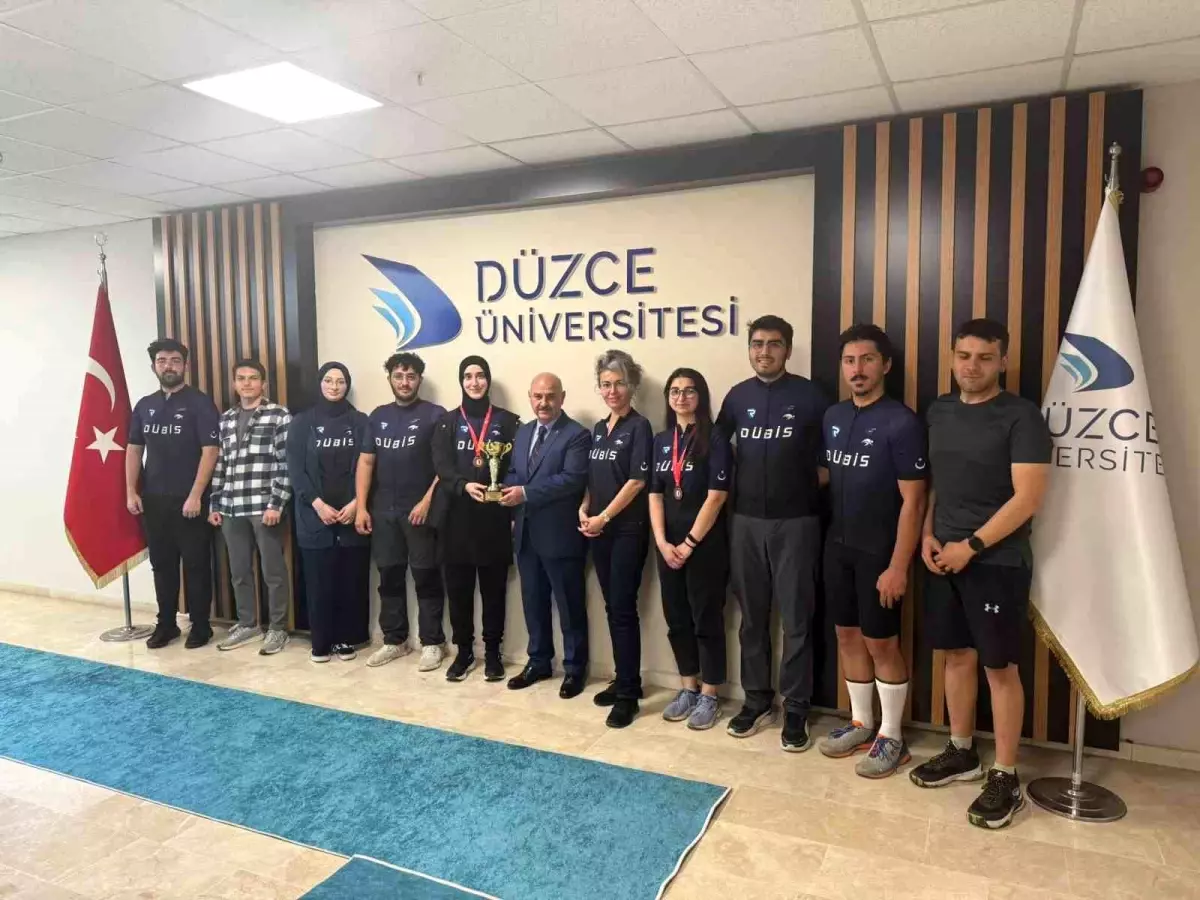 Düzce Üniversitesi’nden Dağ Bisikletinde Muvaffakiyet