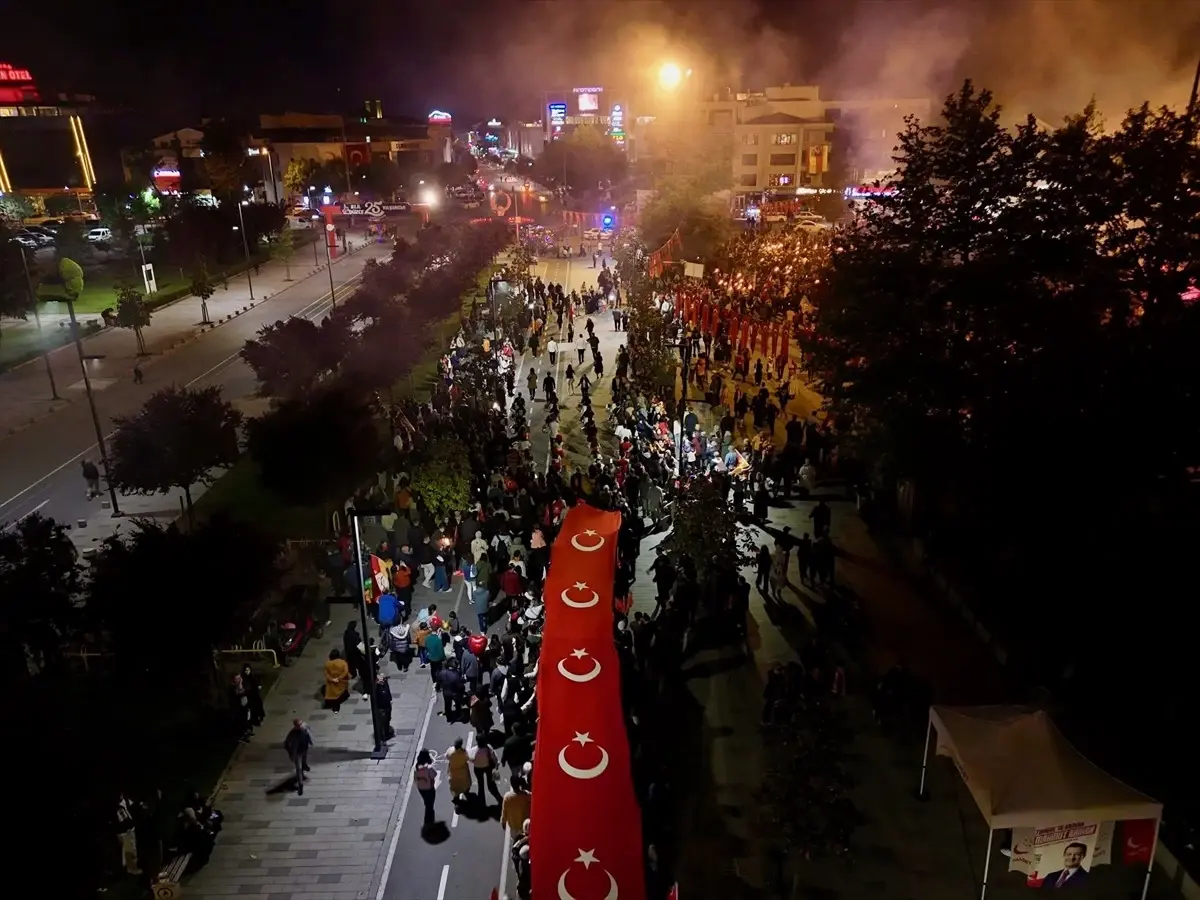 Düzce’de Gençlik Haftası Korteji