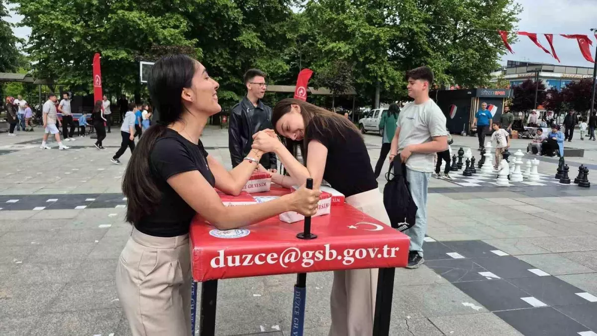 Düzce’de Gençlik Haftası Spor Etkinlikleriyle Kutlanıyor