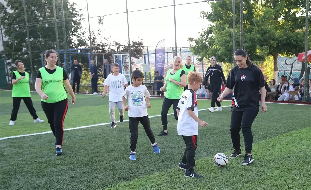 Edirne’de Anneler Günü Maçı