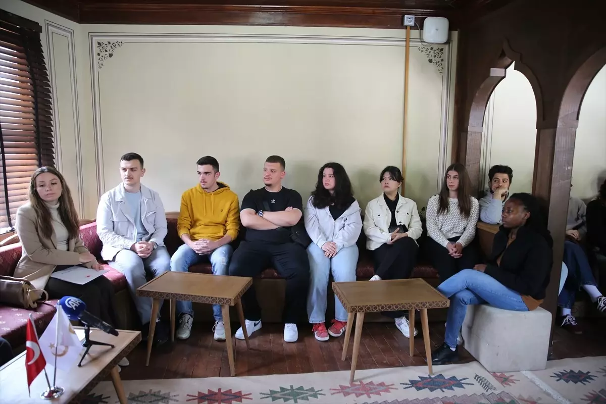Edirne’de “Türk Dış Siyasetinde Balkanların Yeri ve Önemi” söyleşisi düzenlendi
