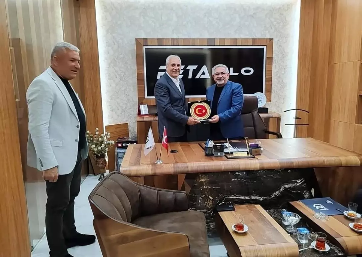 Eleşkirt’ten Bursa’ya Yardım Eli: Cengiz Taşdemir’den Belediyeye Armağan Araç