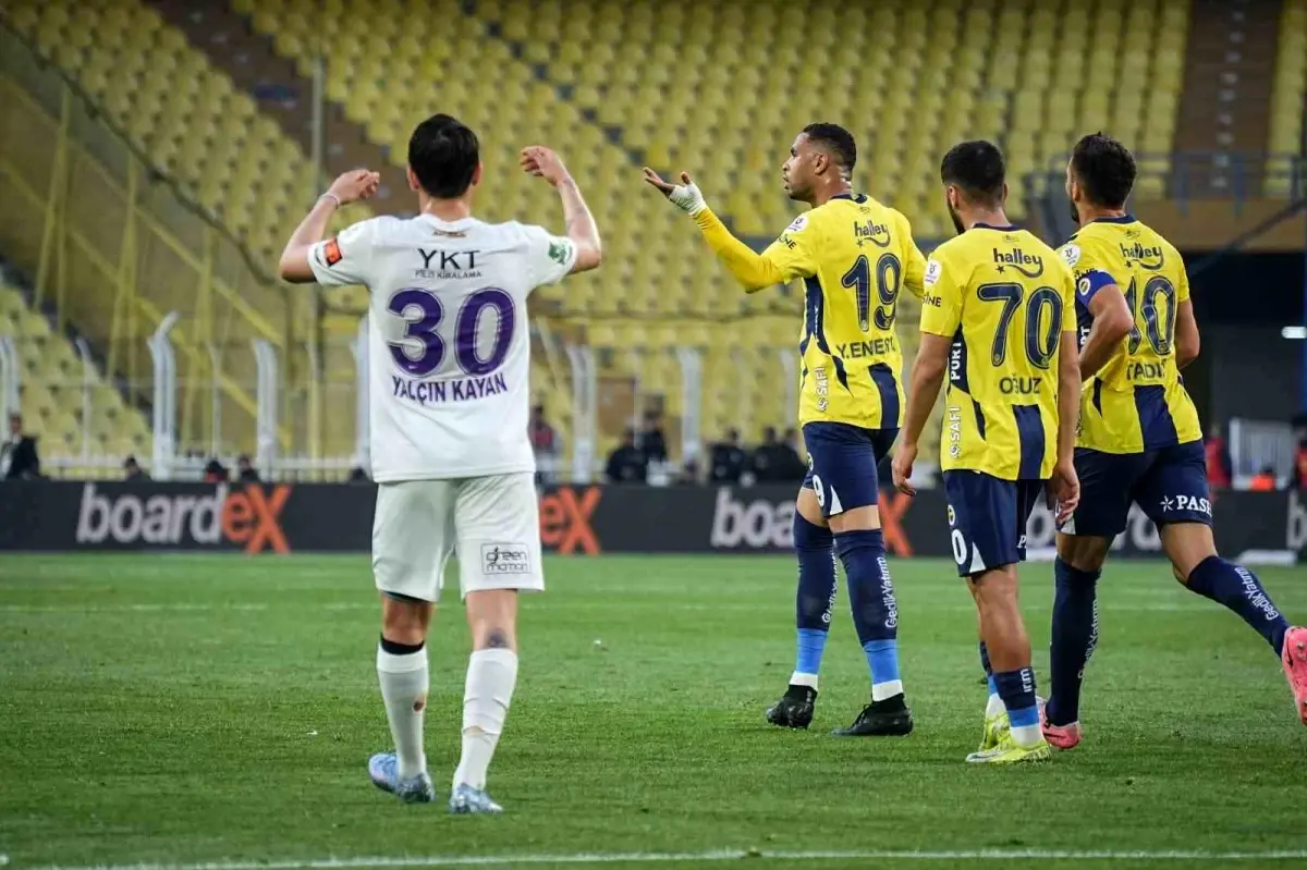 En-Nesyri Üst Üste Gollerde