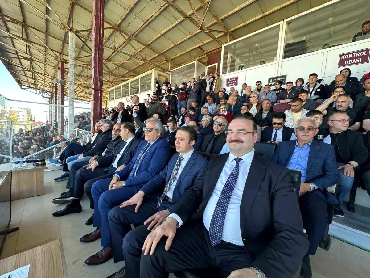 Erzurumspor’un Süper Lig Umudu Ertelendi