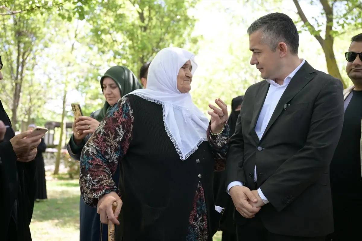 Esenyurt’ta Anneler Günü Pikniği