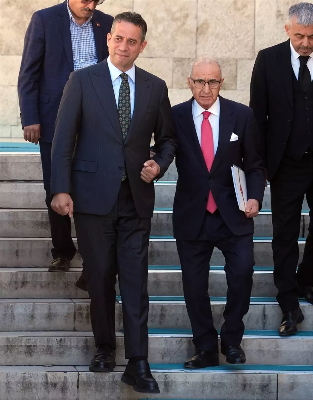 Eski TBMM Liderleri’nden İmamoğlu’na Takviye