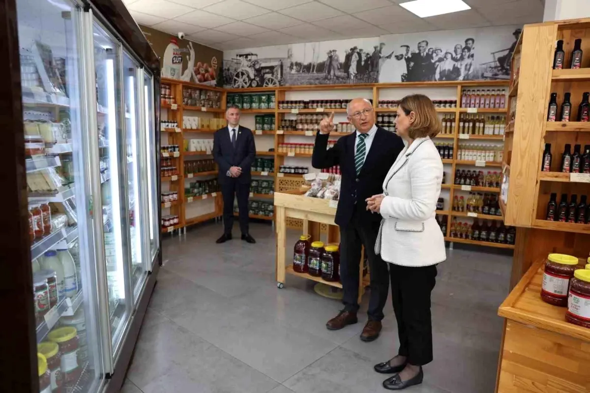 Eskişehir’de Üretici Marketler ile Mahallî Üreticiler Destekleniyor