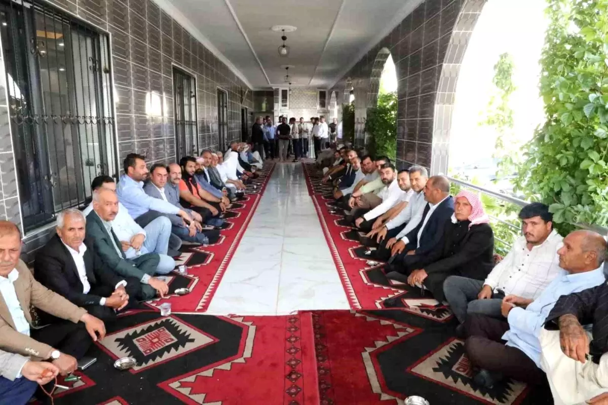 Eyyübiye Belediye Başkanı Mehmet Kuş, Bakırtaş Mahallesi’nde Vatandaşlarla Bir Ortaya Geldi