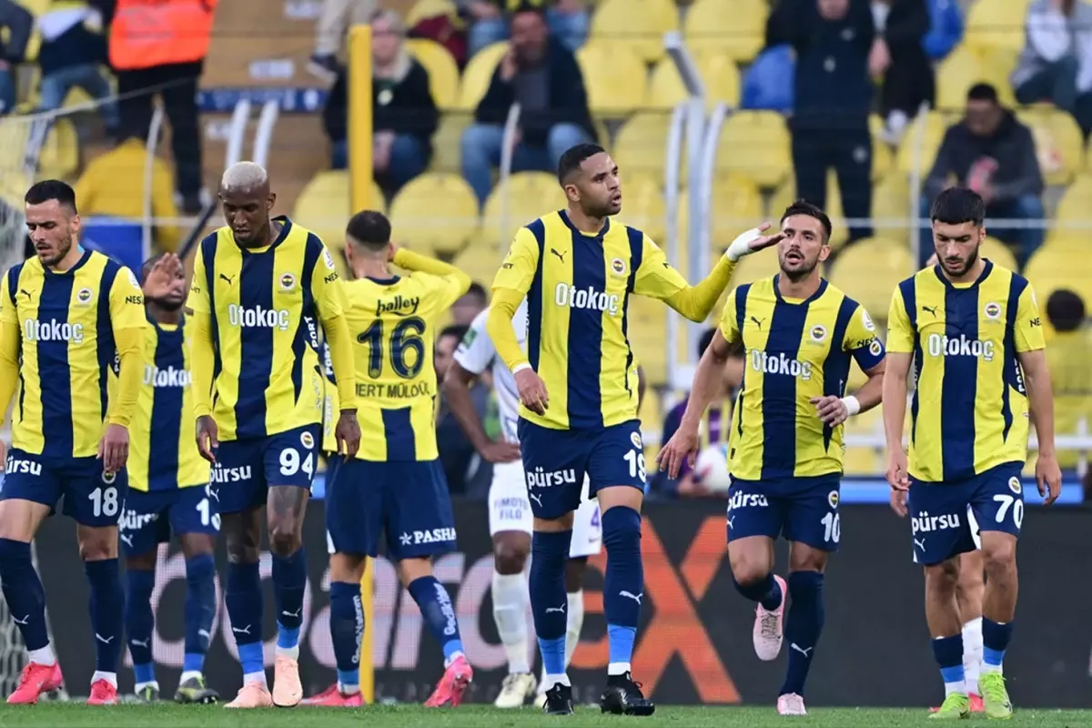 Fenerbahçe, Eyüpspor’u golcüleriyle mağlup etti