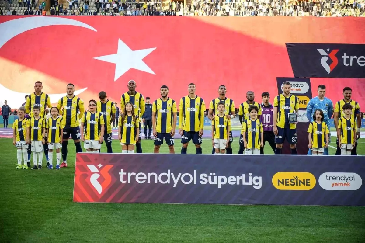 Fenerbahçe’de Eyüpspor Maçına 4 Değişiklik