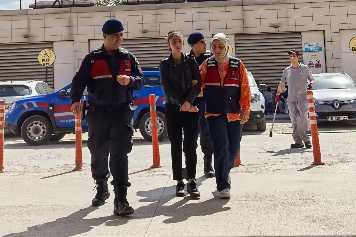 Firari Hükümlü Gamze U. Yakalandı