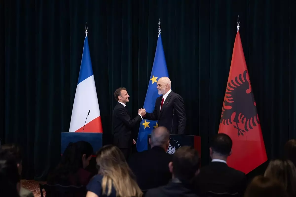 Fransa Cumhurbaşkanı Macron: “Arnavutluk’un yeri Avrupa Birliği’ndedir”