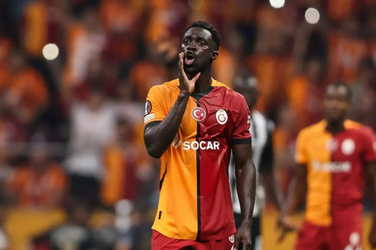 Galatasaray, Davinson Sanchez’in mukavelesini uzatıyor