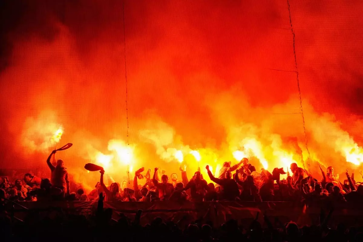 Galatasaray, o mevzuda Barcelona, Porto ve PSV ile yarışıyor