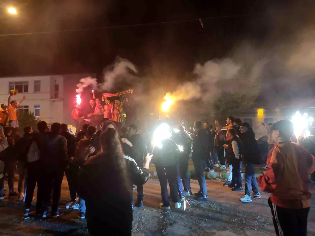 Galatasaray Şampiyonluğu Ardahan’da Kutlandı