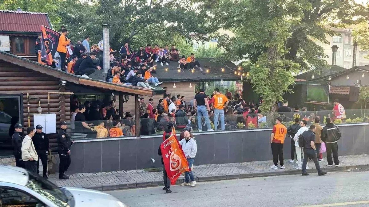 Galatasaray Taraftarları Bartın’da Coşku Dolu Yürüyüş Yaptı