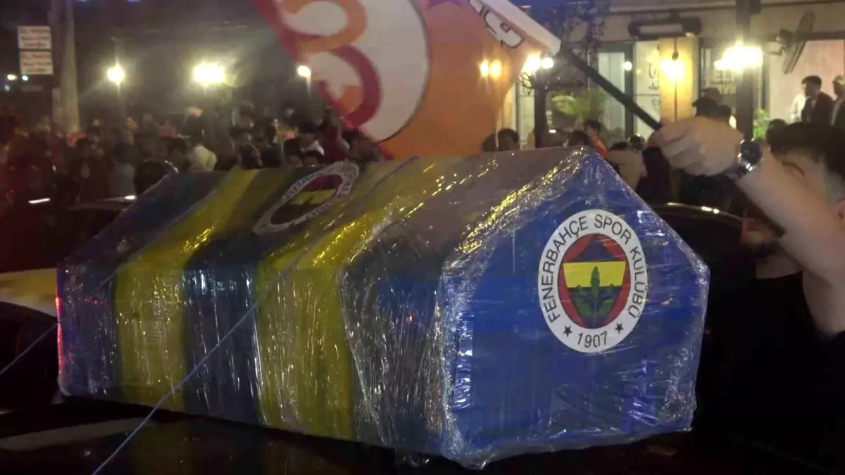 Galatasaray’dan Fenerbahçe’ye Gönderme