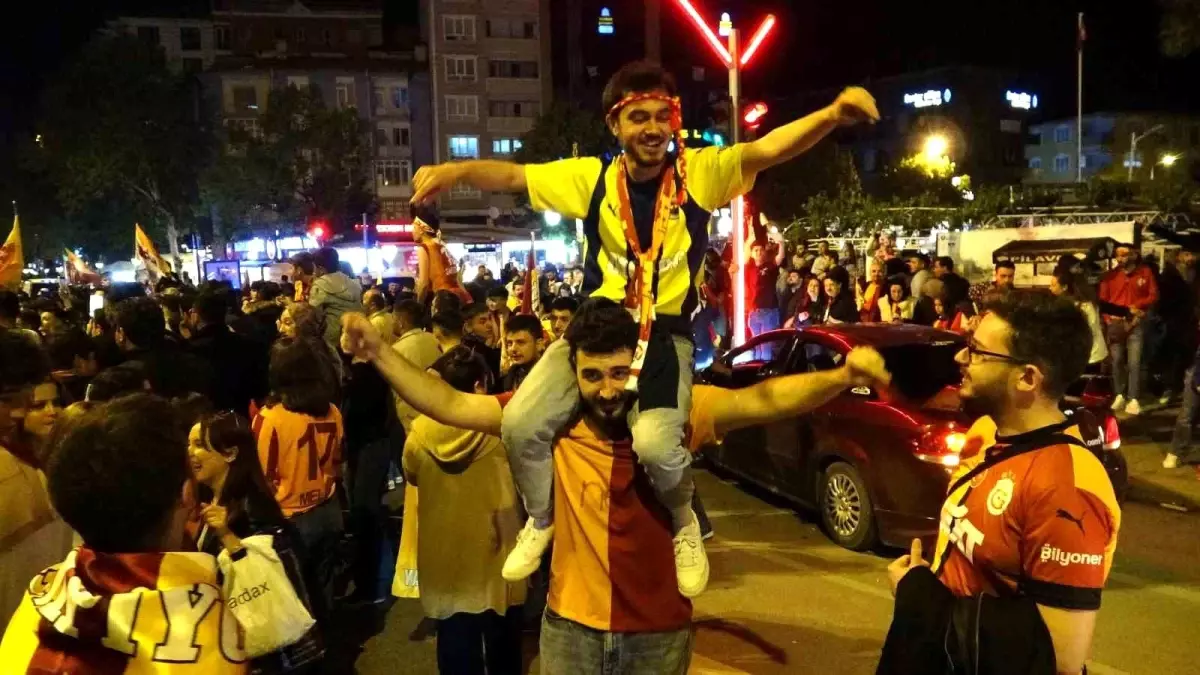 Galatasaray’ın Şampiyonluğu Kütahya’da Kutlandı