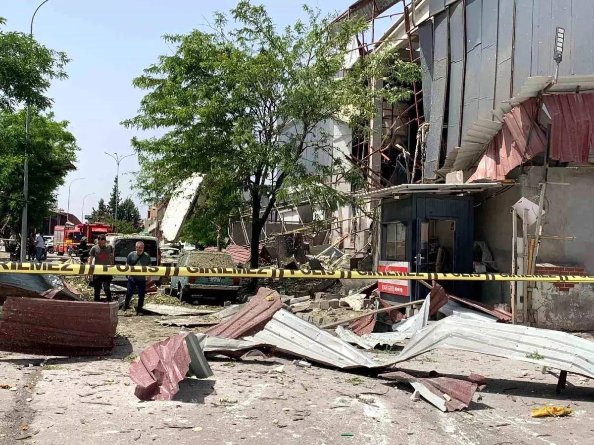 Gaziantep’te Halı Fabrikasında Patlama: 5 Yaralı