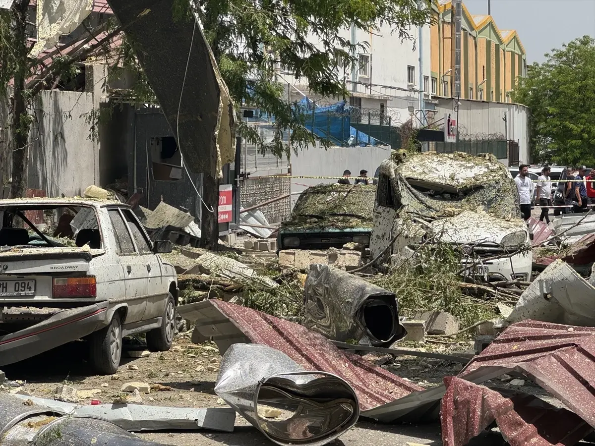 Gaziantep’te Halı Fabrikasında Patlama