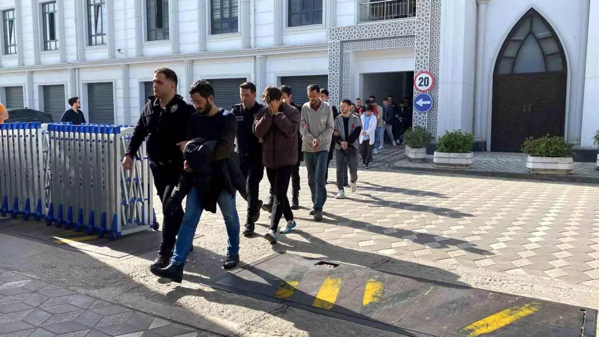 Geçersiz Araç Kiralama Çetesi Çökertildi