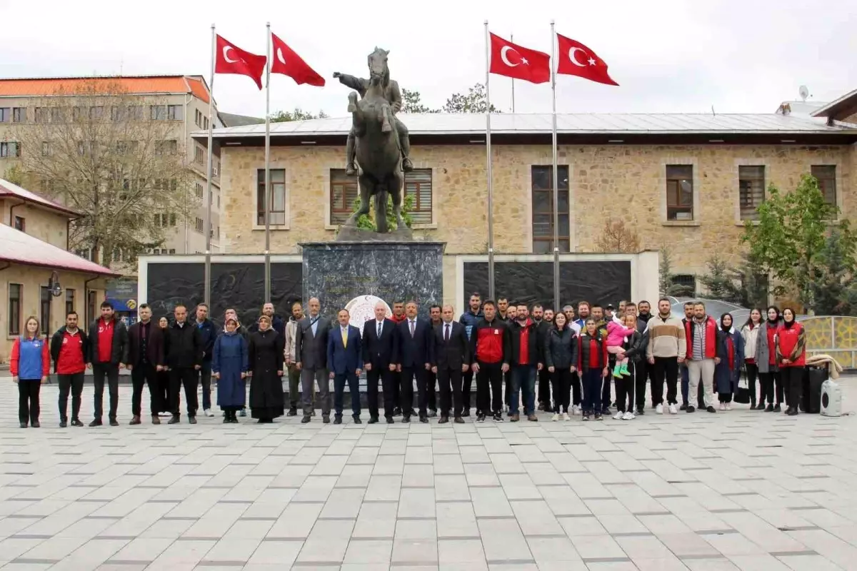 Gençlik Haftası Aktiflikleri Başladı