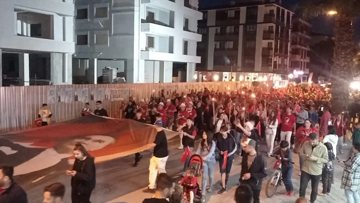 Gömeç’te Fener Alayı Coşkusu