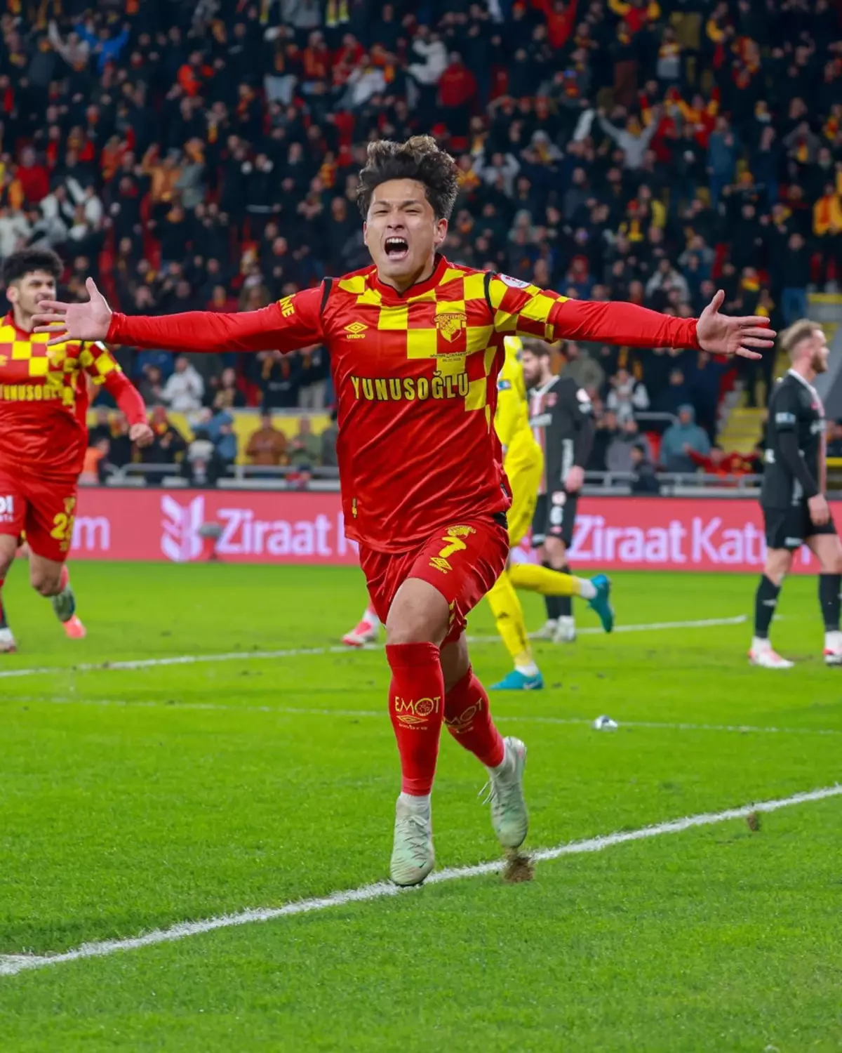 Göztepe Gelecek Dönem Hazırlıklarına Başladı