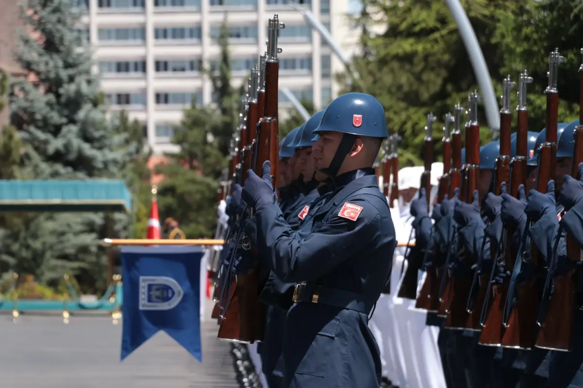 Gürak ve Vandier Bir Ortaya Geldi