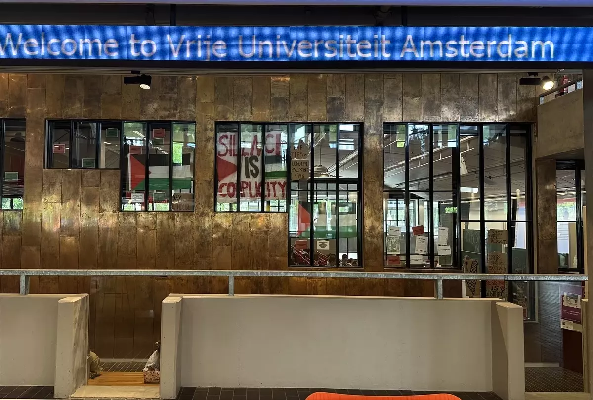 Hollanda’da Filistin Destekçileri Harekette