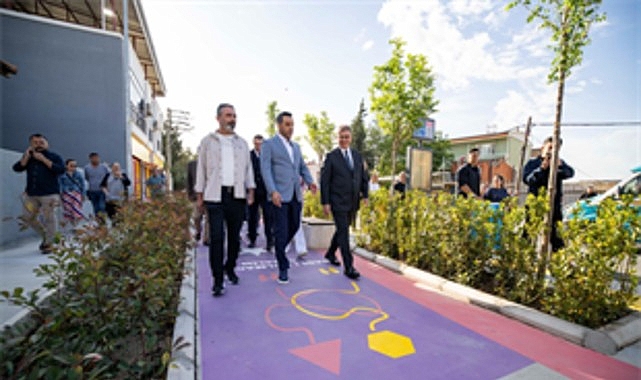 Hoş İzmir Hareketi ile kent dönüşüyor