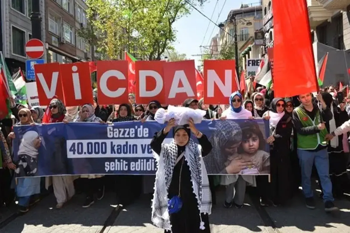 İHH’dan Gazze’ye Takviye Yürüyüşü